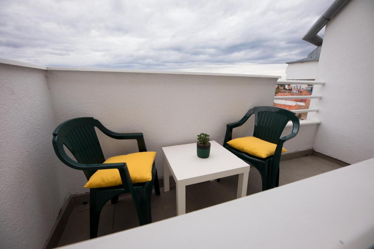 Apartman Ana Apartment Osijek Exterior foto
