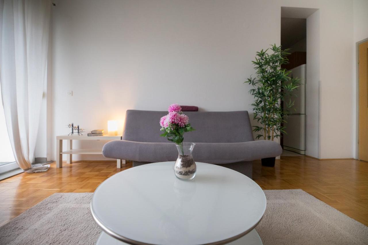 Apartman Ana Apartment Osijek Exterior foto